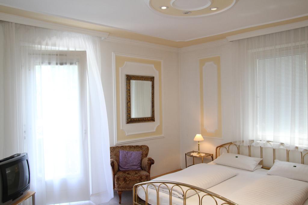 Romantic-Pension Albrecht - Since 1901 Хоеншвангау Екстериор снимка