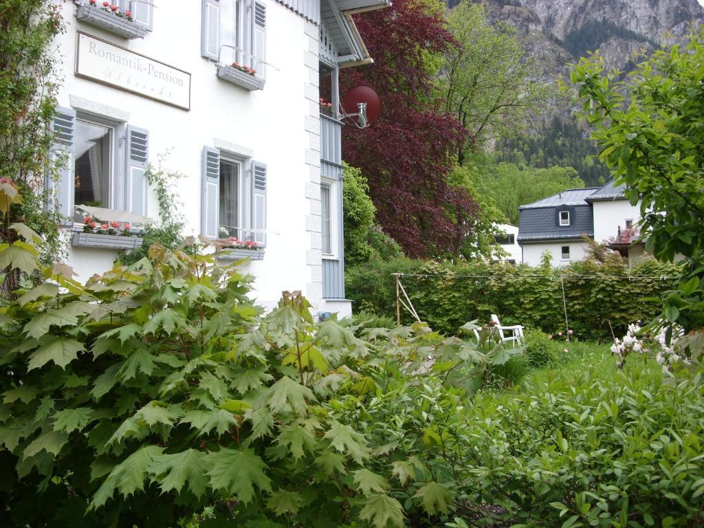 Romantic-Pension Albrecht - Since 1901 Хоеншвангау Екстериор снимка